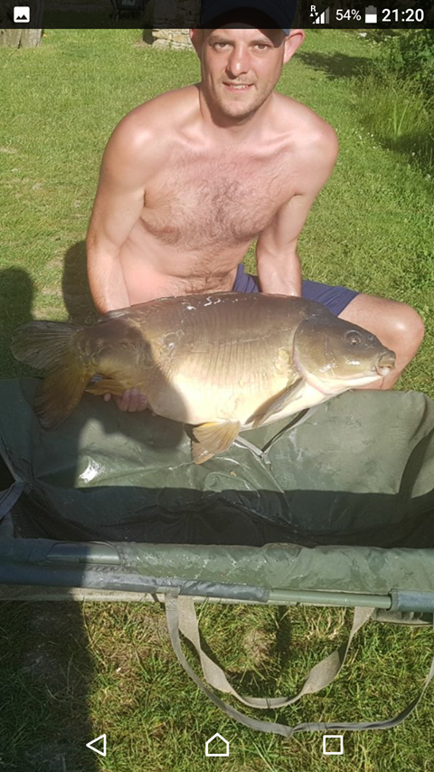 Course Anglers go Carp Fishing2