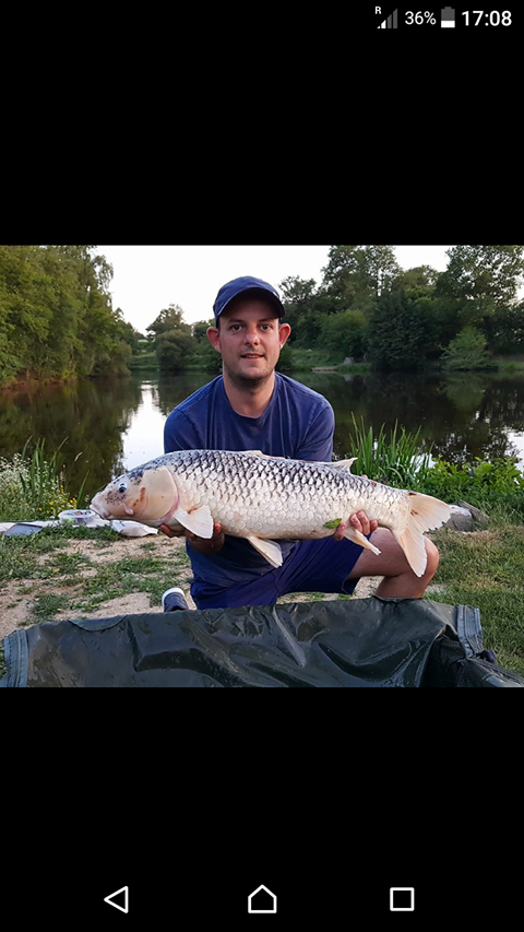 Course Anglers go Carp Fishing4